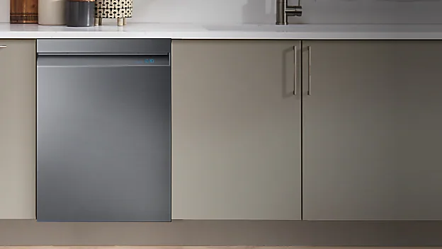 عیب‌یابی ماشین ظرفشویی توسط تعمیرکار ماشین ظرفشویی سامسونگ